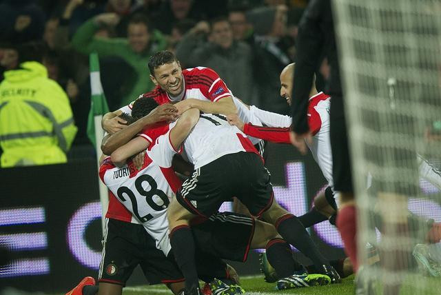 纷纷表示将 纷纷表示将