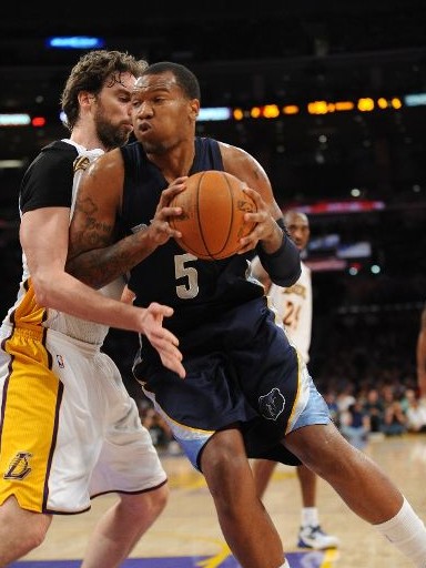 对于球迷和 对于球迷和