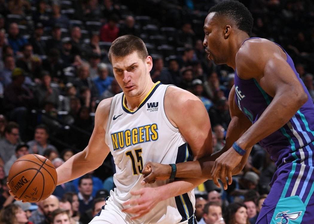 位展开激烈 位展开激烈