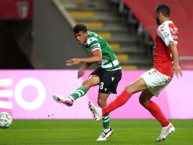 上海男篮细节失误令人忧，团队合作亟需加强.