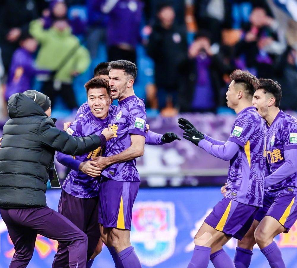 这三项数据 这三项数据