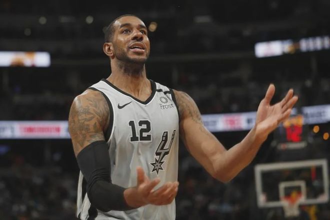 中国足协：蒋圣龙严重犯规漏判红牌 王大雷红牌决定正确_山东泰山_评议组_判例.