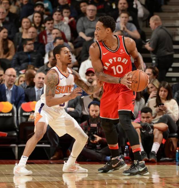 庫裏表示東契奇在得分與組織方面掌控了比賽 讓每位球員都參與其中.