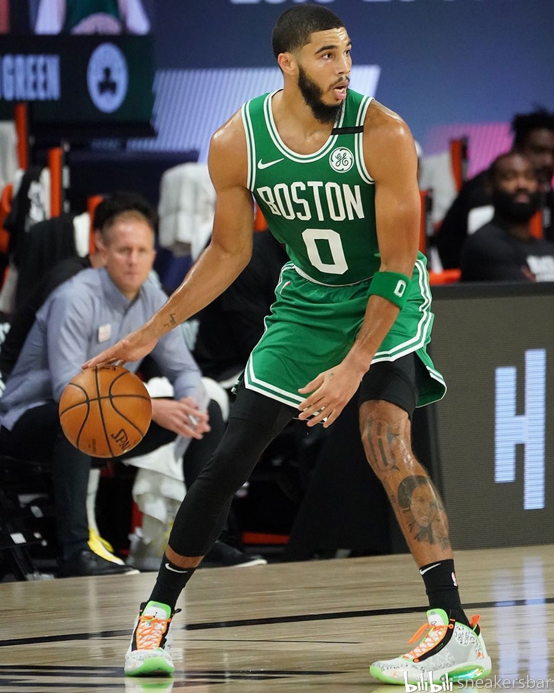 7大奖项候选人将在21日揭晓！最新票数曝光：亚历山大领先约基奇