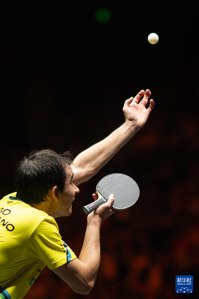 新秀而让湖 新秀而让湖